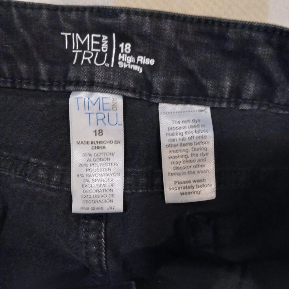 Time And Tru High Rise Skinny Women's size 18 Black Denim Jeans
